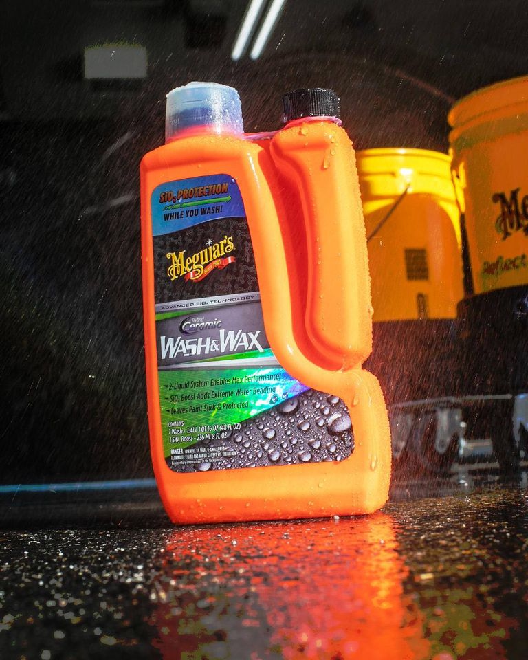 MEGUIAR'S Hybrid Ceramic Wash & Wax Autoshampoo G210256EU 1,66L