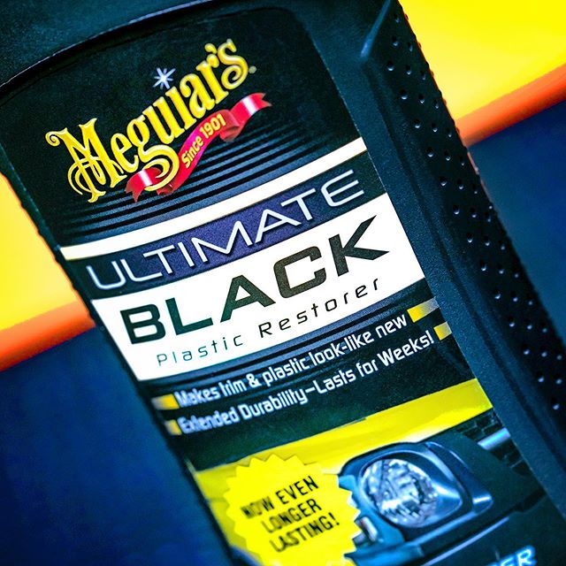 Meguiars Ultimate Black Plastic Restorer Gummi- und Kunststoffpfleger G15812EU